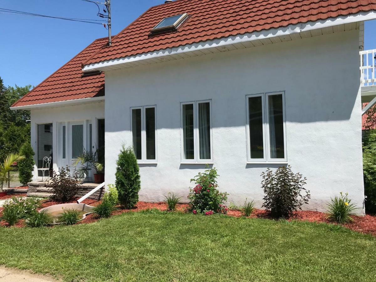 La Maison Du Village, Spa Shawinigan Eksteriør bilde