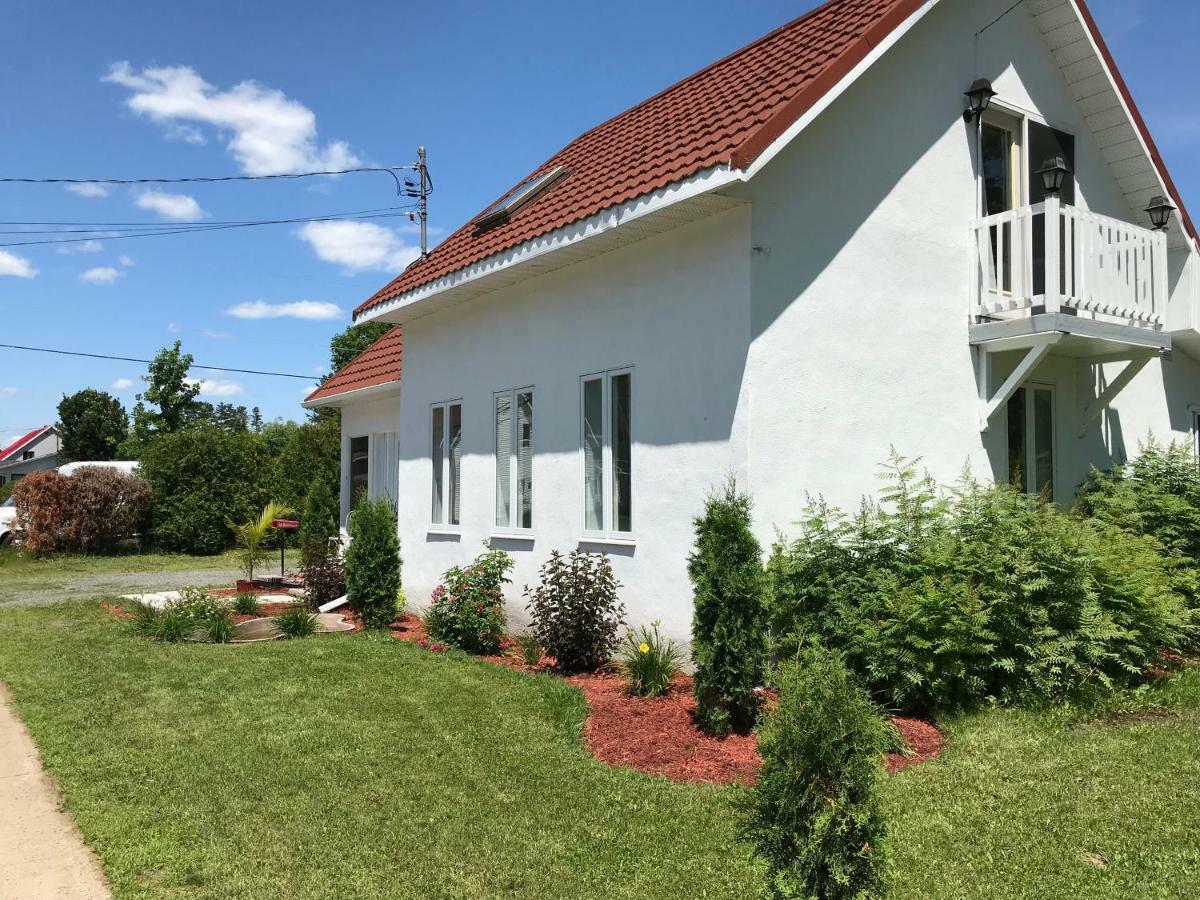 La Maison Du Village, Spa Shawinigan Eksteriør bilde